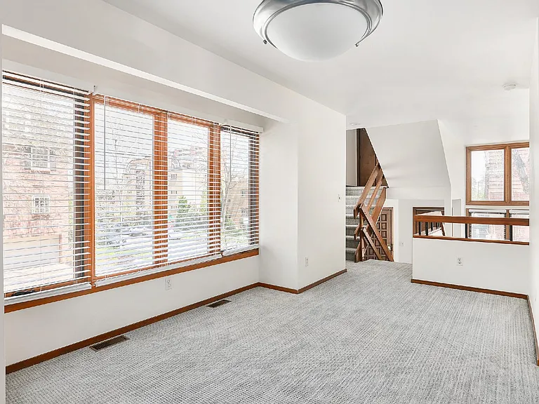 932 E Ellsworth Ave #A — Photo 16