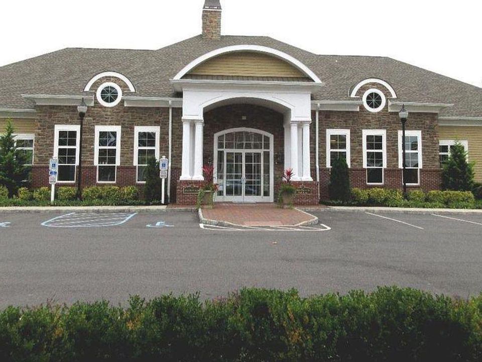 Club house 2