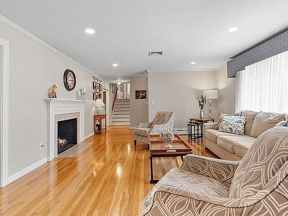 4th image of 15 Juniper Rd