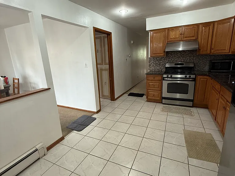 542 Liberty Ave — Photo 1