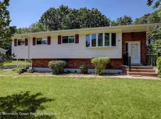 47 Squankum Rd, Tinton Falls, NJ 07724