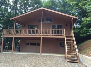 249 Hunters Ridge Rd, Burnsville, NC 28714