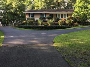 105 Souders Ln, Alburtis, PA 18011