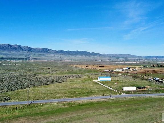 3rd image of 22827 S Race Track Rd