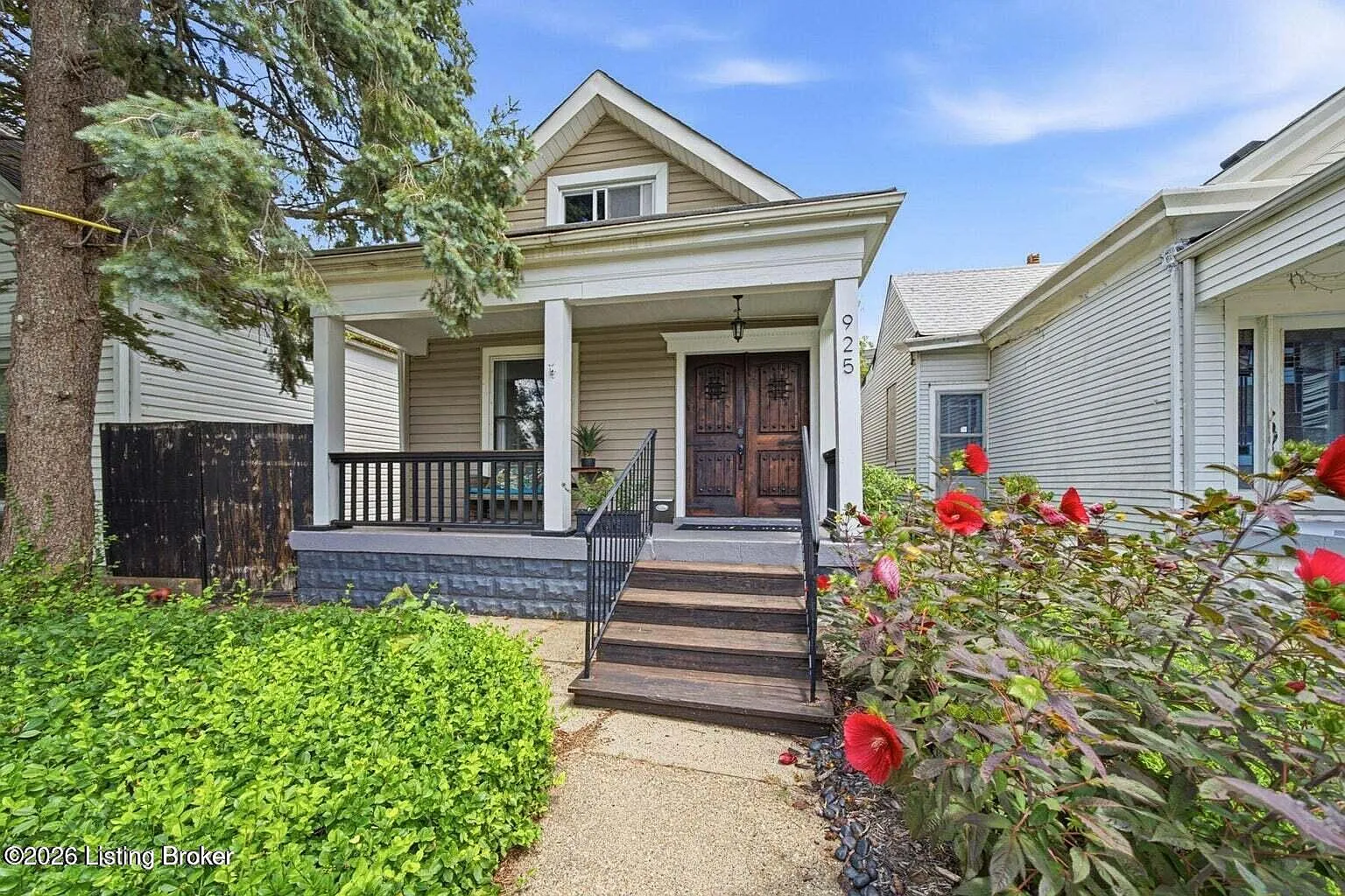 2 bed, 1.0 bath, 1314 sqft, $1,850 — Photo 1