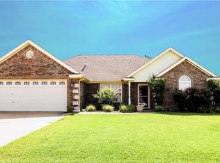6301 S 37th St, Rogers, AR 72758