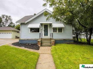 3010 S 42nd St, Omaha, NE 68105