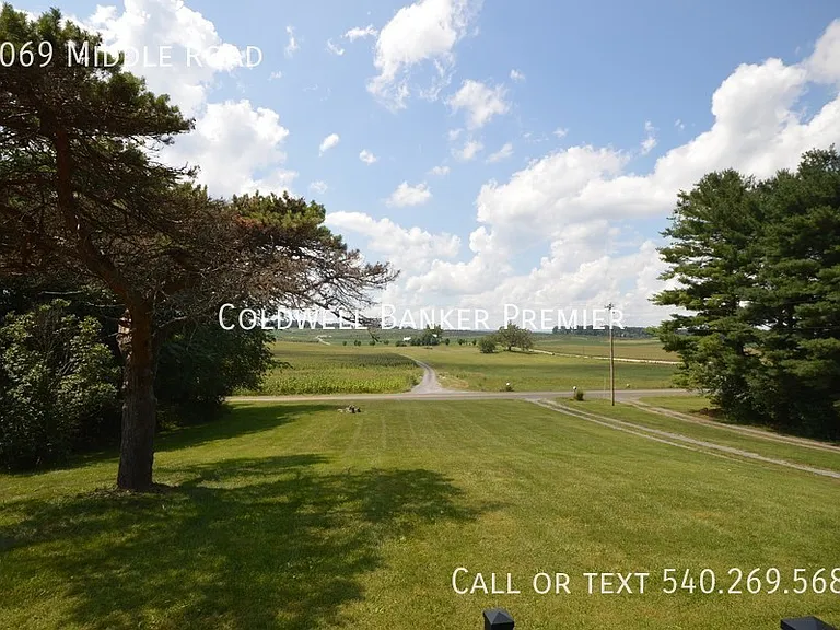 5069 Middle Rd — Photo 18