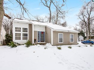 886 Edsel St SE, Kentwood, MI 49508