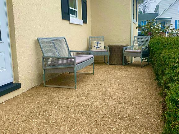 Great outdoor seating area for reading, resting or eating.