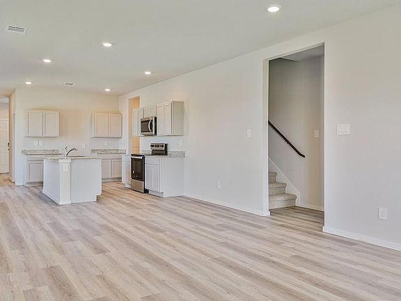 7th image of this home