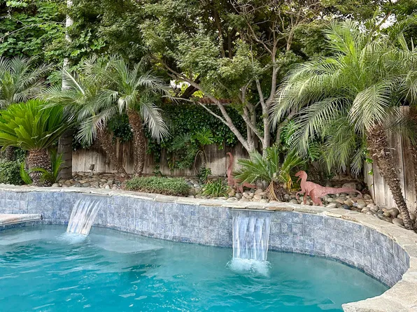 2632 E Paradise Avenue, Visalia, CA 93292