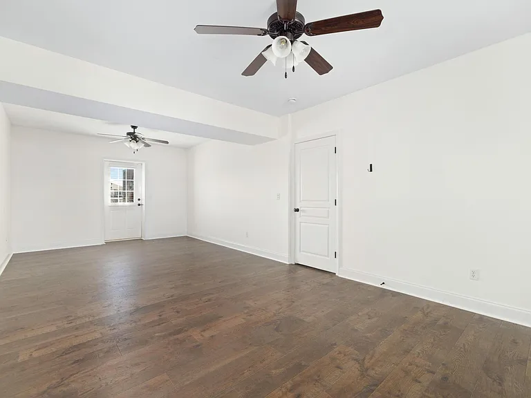 2128 Ida Sue Dr — Photo 8