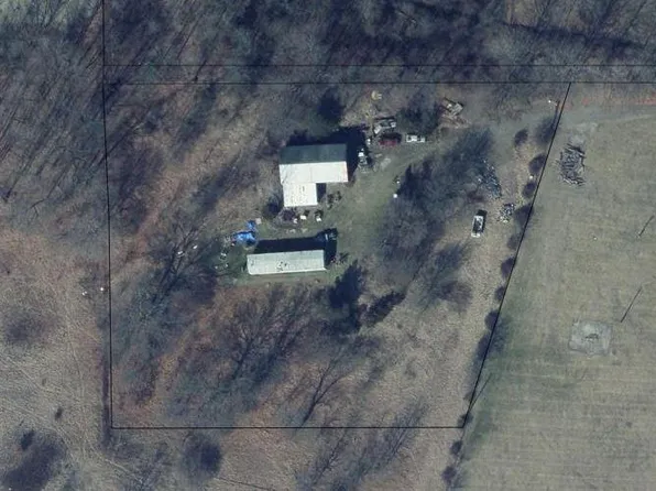 4384 Bankers Rd, Hillsdale, MI 49242