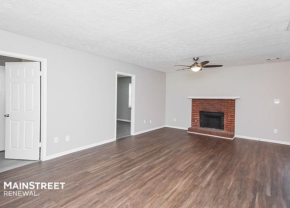 5th image of 3283 Summer Ct W