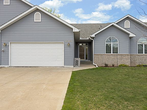 2nd image of 112033 Hidden Creek Pl
