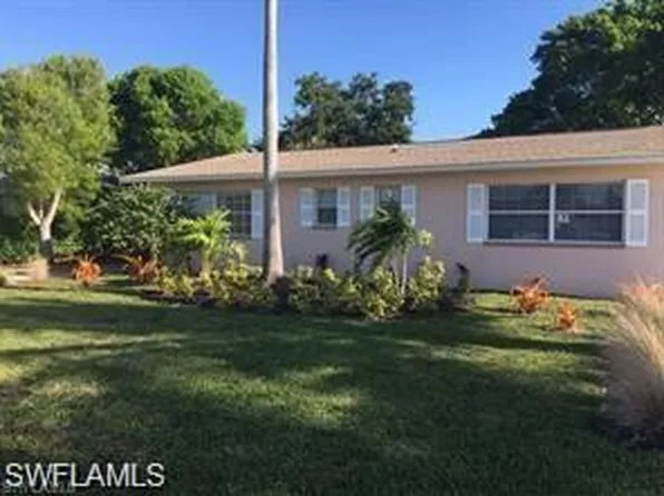 583 97th AVE N, NAPLES, FL 34108