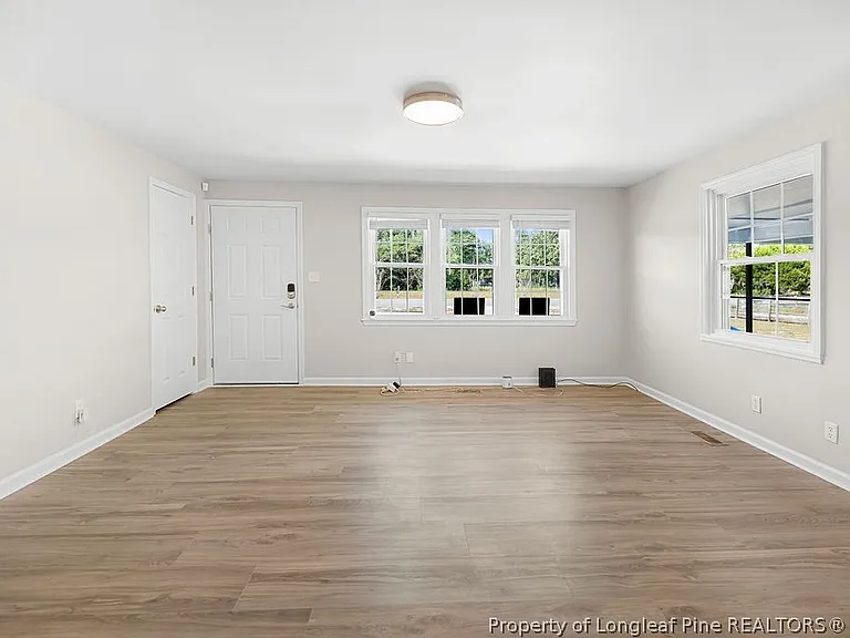 4066 Hummingbird Pl — Photo 6