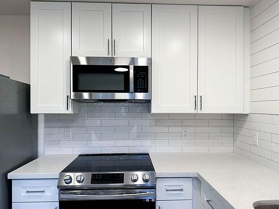 2nd image of 2144 Royal Dr APT 7