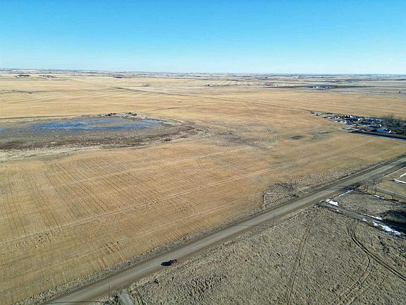 4th image of 243008 Range Road 280