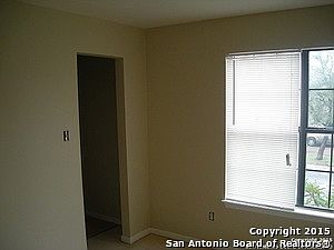 5th image of 7545 Windsor Oaks