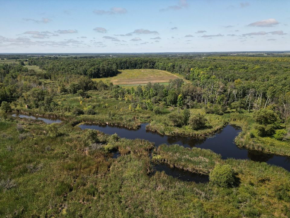 1st image of Wadena Line Rd