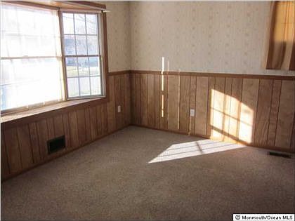 3rd image of 102 Deauville Ave