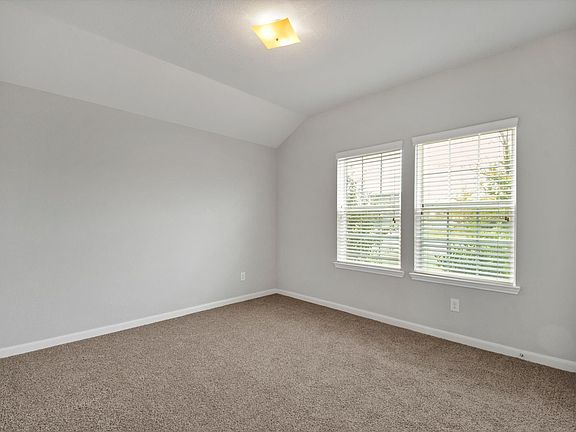 3rd image of 5100 Royal Springs Dr