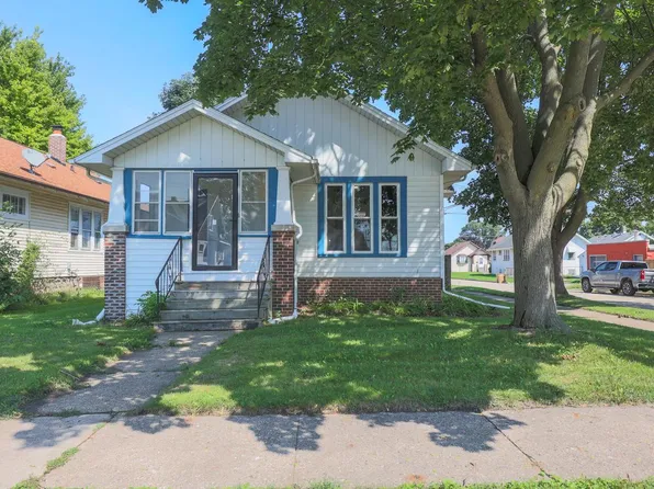 7215 32nd AVENUE, Kenosha, WI 53142