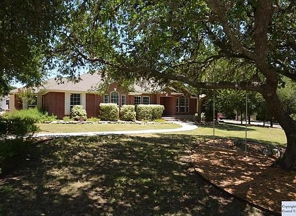 3rd image of 102 Quarry Springs Dr