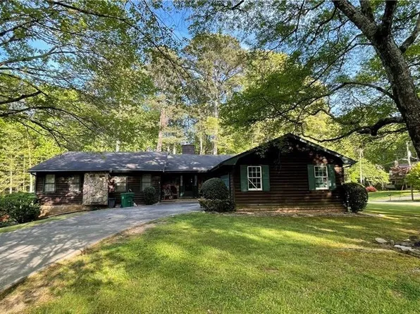 1398 Swift Creek Ln, Lithonia, GA 30058