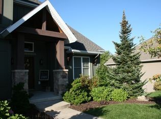 4368 Oak Meadow Dr, Hudsonville, MI 49426
