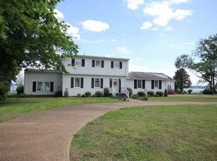 1411 Laurens Rd, Gloucester Point, VA 23062