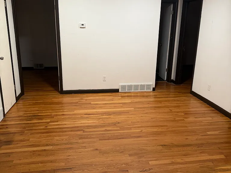 420 Clark St — Photo 5