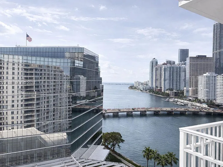701 Brickell Key Blvd #1611 — Photo 15