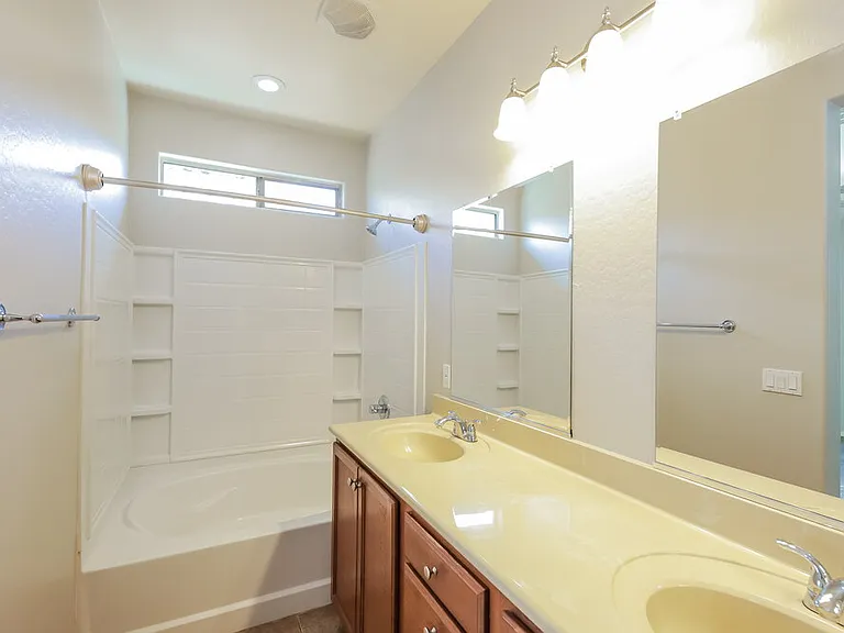 21038 E Tierra Grande — Photo 14