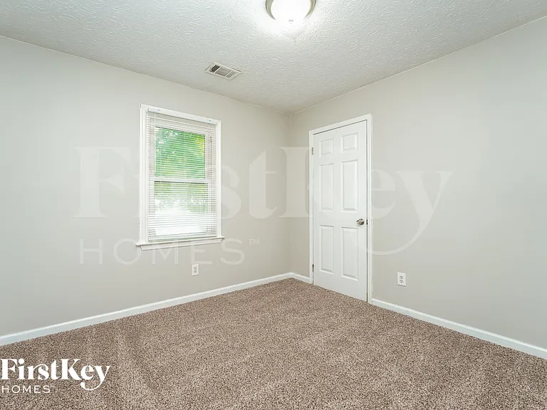 1408 Meadowind Ct SW — Photo 12