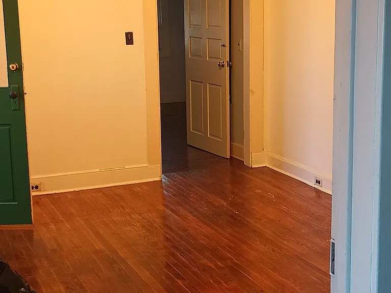 167 Green St #2 — Photo 9