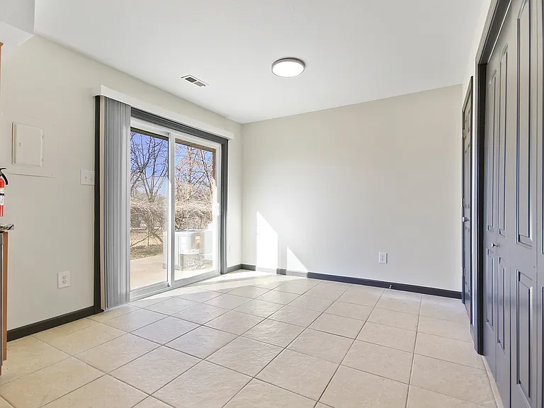 2301 Primrose Dr #9B — Photo 14