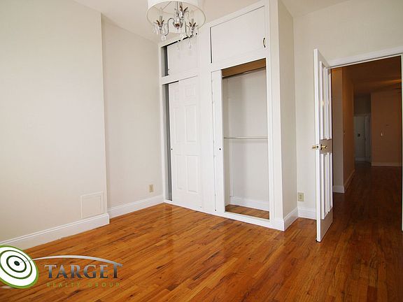 5th image of 6404 Myrtle Ave #1
