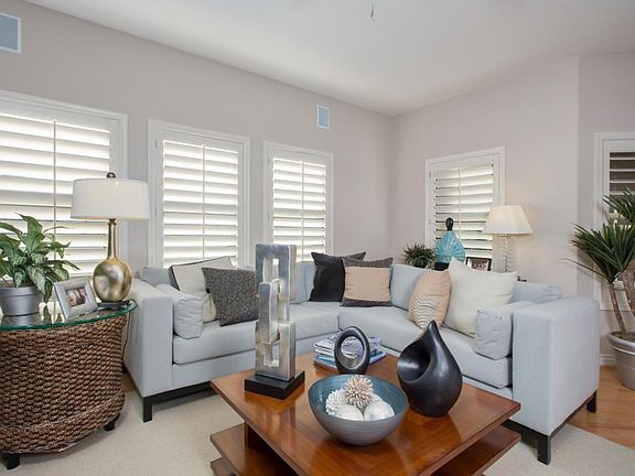4th image of 21320 N 56th St Unit 2015