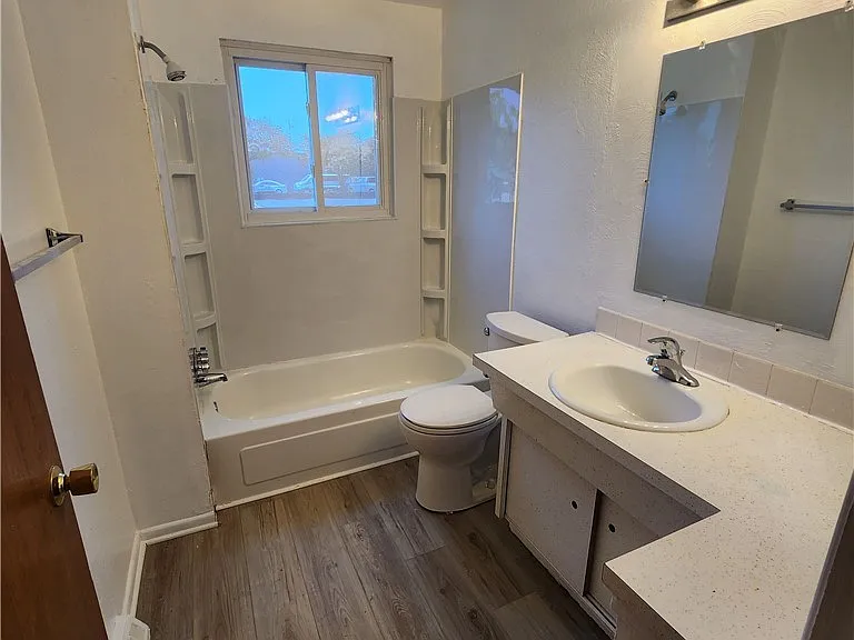 83 Sprague Rd — Photo 13