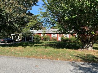 94 Colonial Ave, Tiverton, RI 02878