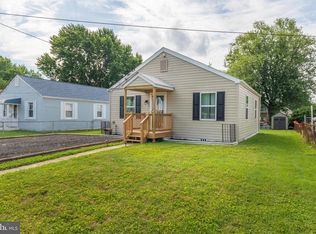 913 Barron Ave, Essex, MD 21221