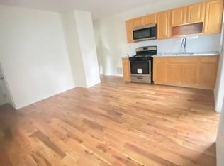 346 S 20th St, Newark, NJ 07103