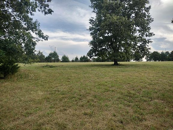 3rd image of 0 Shady Oak Dr