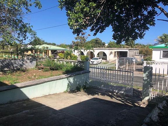 5th image of 655 Strawberry Hill Est #Ki