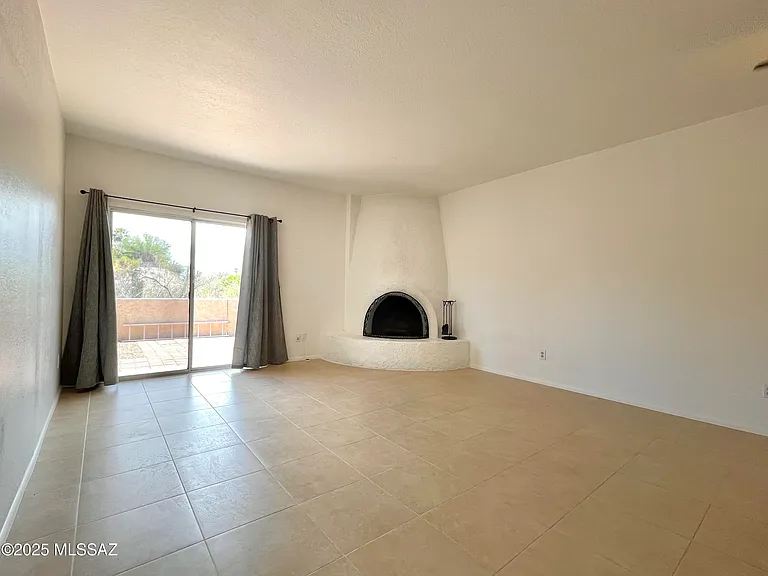 4554 E Camino De Cancun — Photo 5
