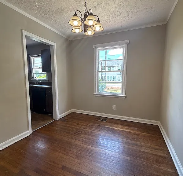 1624 Eastland Rd SE — Photo 7