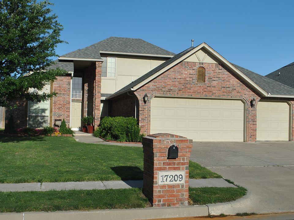 1st image of 17209 Vitoria Dr
